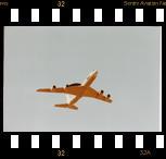 (c)Sentry Aviation News, 20000618-sd-fl05.jpg