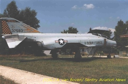 (c)Sentry Aviation News, 94f4hkmi.jpg